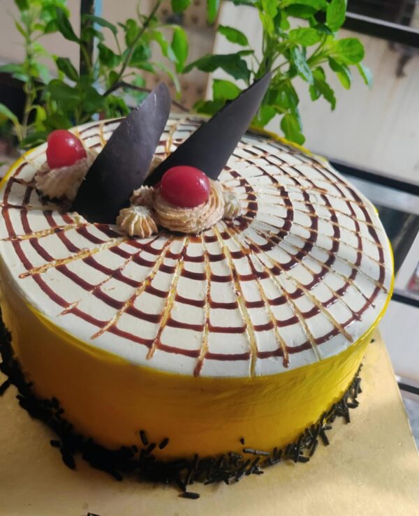 Golden Delight: Butterscotch Cake